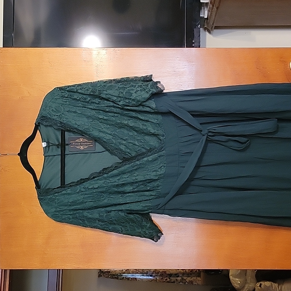 Green lace dress a line